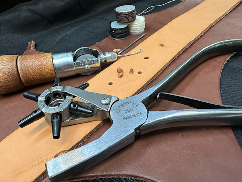 Carpet Tools Linoleum Tucking Needles Shears Gray County, Kansas, KS