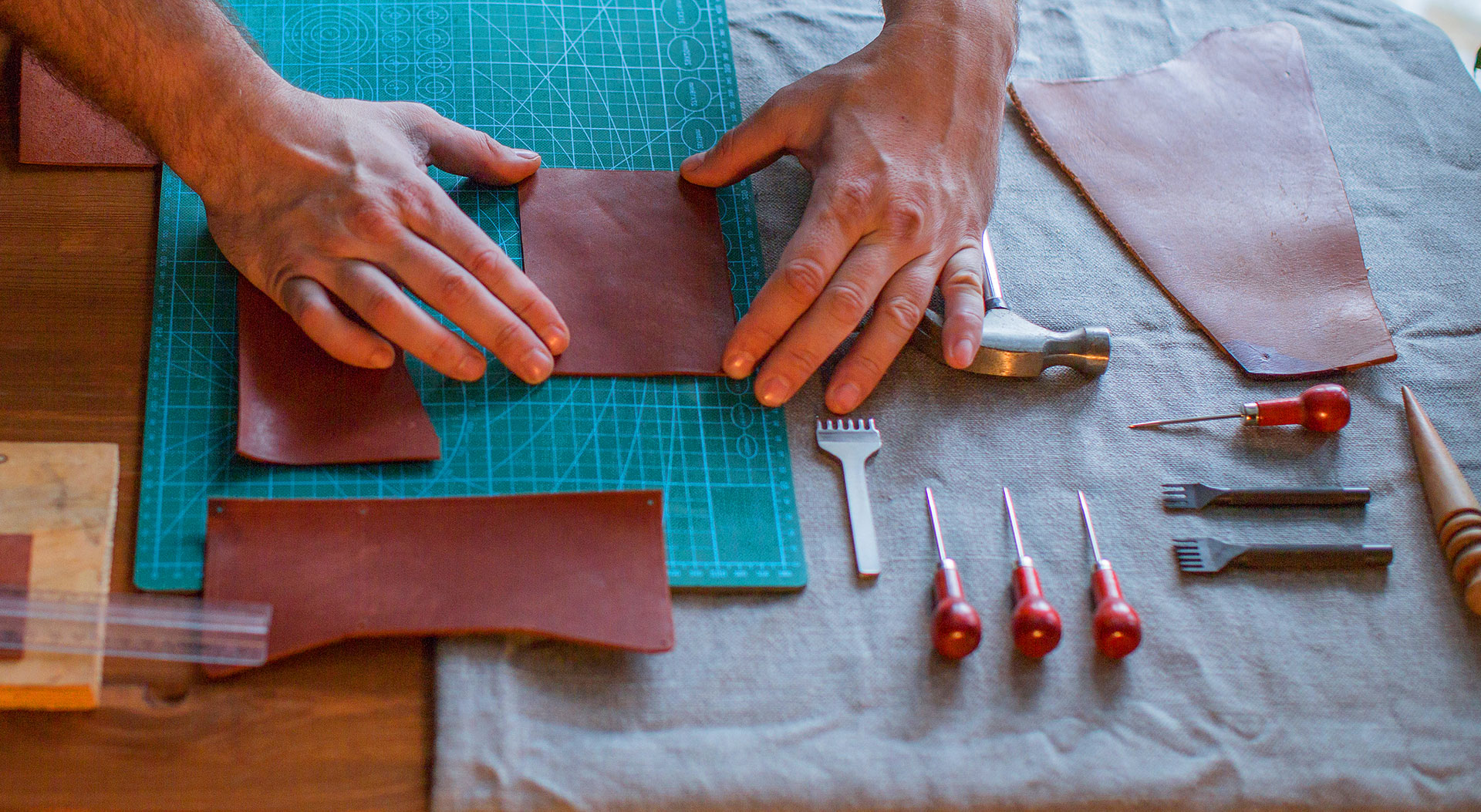 leather crafting tools